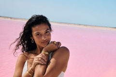 HIGH_CMYK_2026Q2D_platform_summer_go_awa_be_essence_model_image_01_CMYK